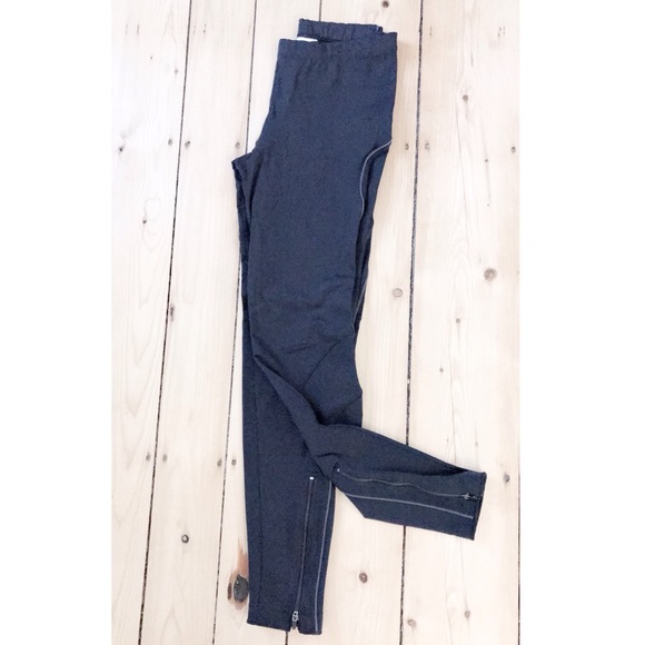 Track & Field Runner Black Leggings - Picture 3 of 5